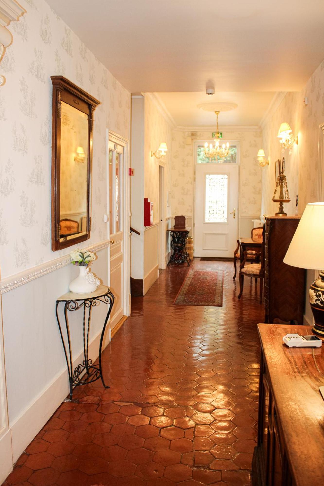 Hotel La Villa Fleurie Beaune  Zewnętrze zdjęcie