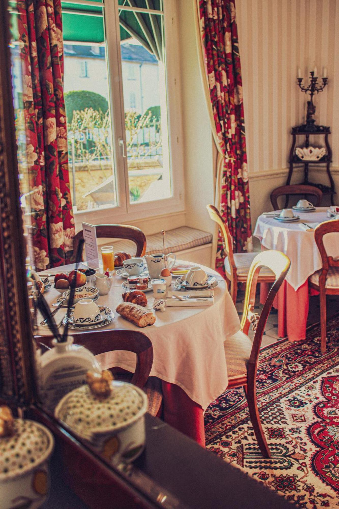 Hotel La Villa Fleurie Beaune  Zewnętrze zdjęcie