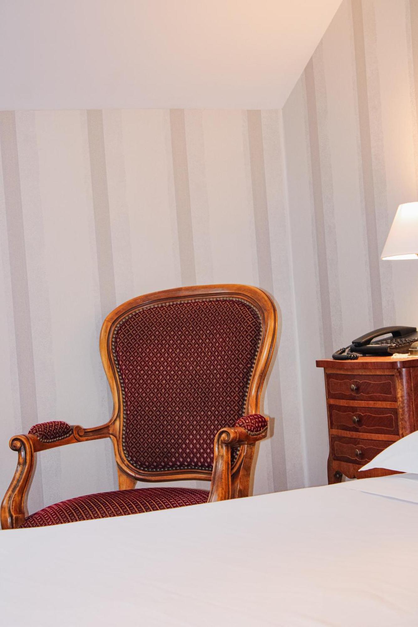 Hotel La Villa Fleurie Beaune  Zewnętrze zdjęcie