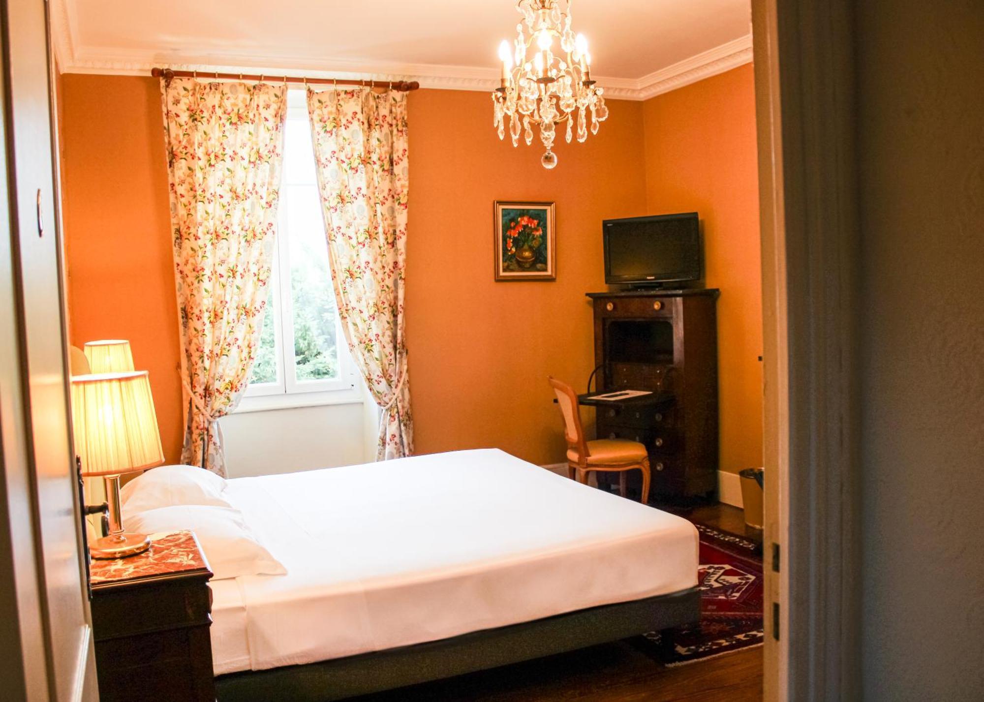Hotel La Villa Fleurie Beaune  Zewnętrze zdjęcie